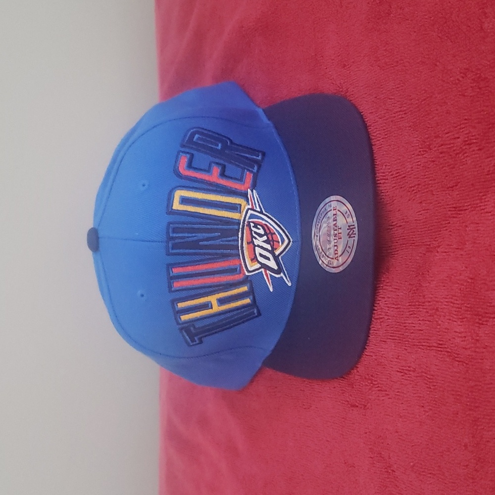 Mitchell & Ness OKC Thunder Snapback hat